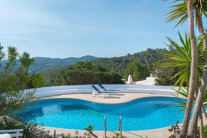 KPI1303 - Villa en venta - Villa zu verkaufen - Villa for sale - Villa te koop - www.kensington-ibiza.com - Noelle Politiek